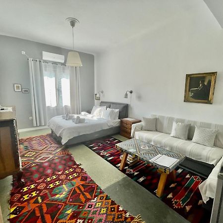 A Litte Taste Of Home Guest House Αθήνα Εξωτερικό φωτογραφία