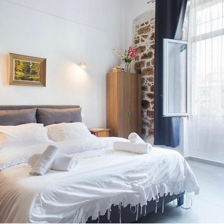 A Litte Taste Of Home Guest House Αθήνα Εξωτερικό φωτογραφία