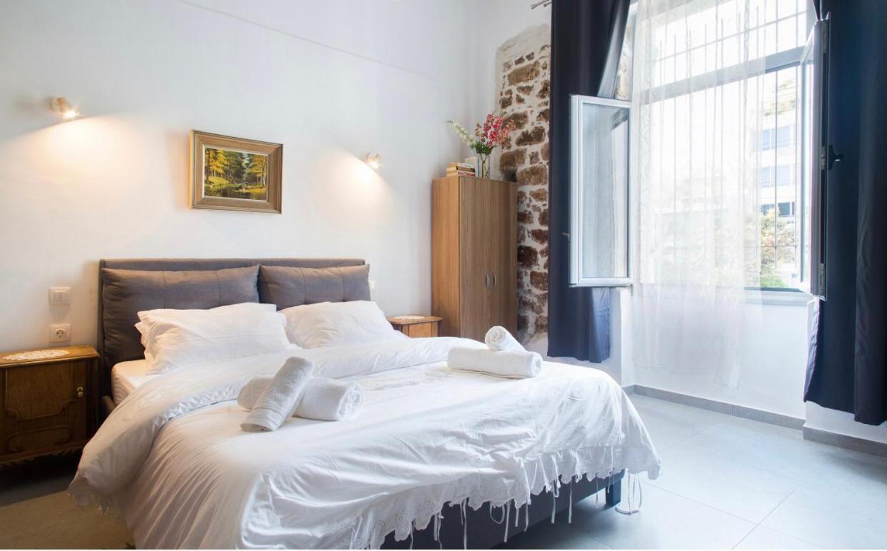A Litte Taste Of Home Guest House Αθήνα Εξωτερικό φωτογραφία