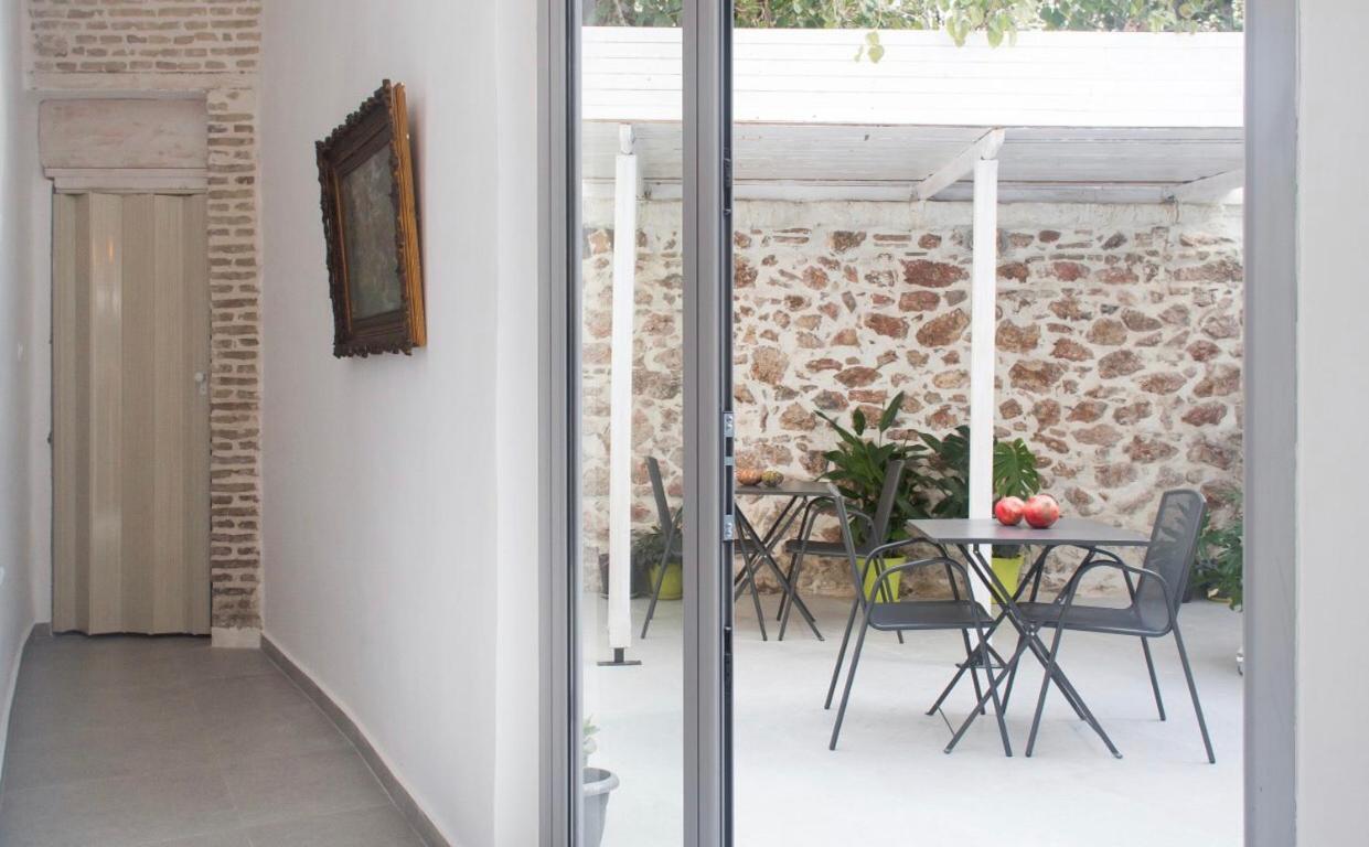 A Litte Taste Of Home Guest House Αθήνα Εξωτερικό φωτογραφία